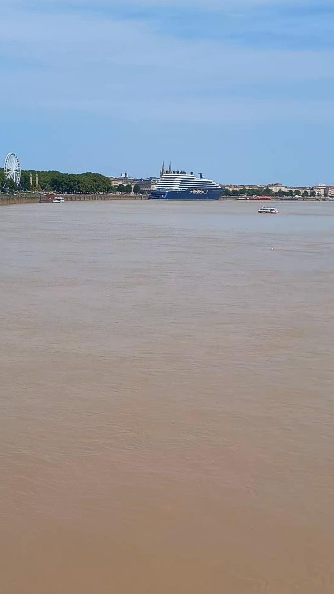 #Bordeaux | Anna Vardanyan | Facebook