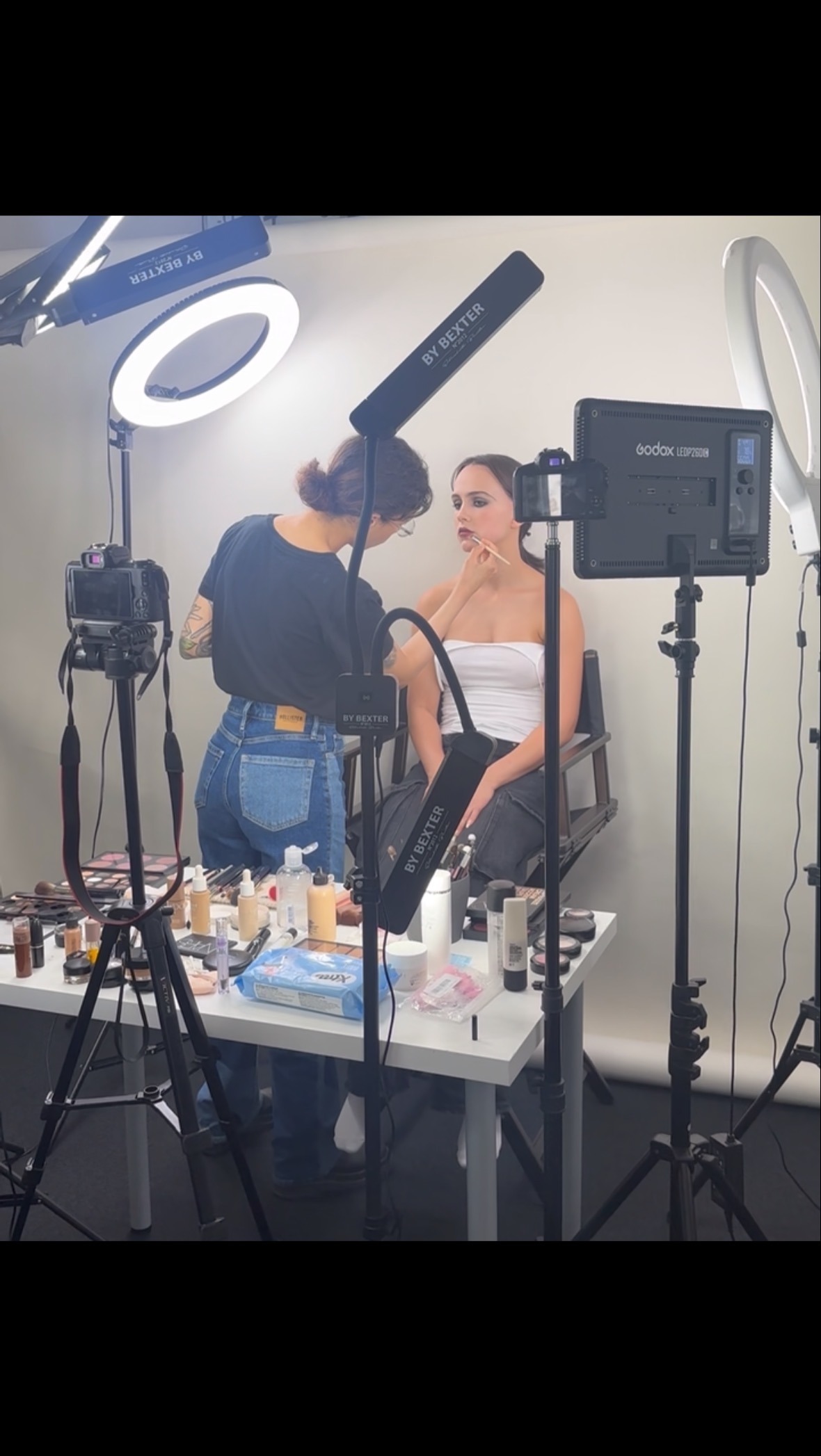 Sveriges främsta yrkesutbildning för Makeup-Artister. På skolan eller ...