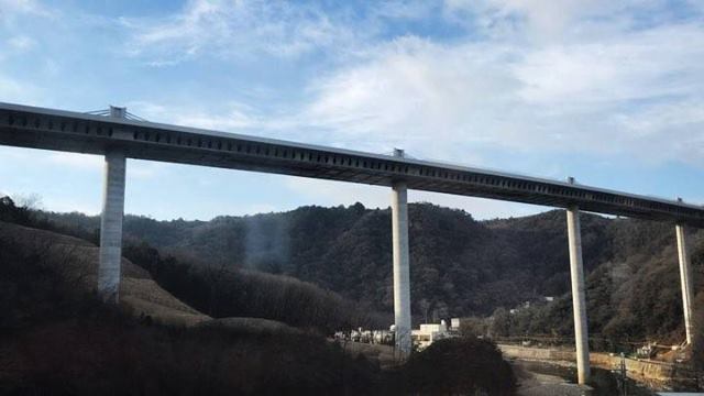 Prc5径間連続バタフライウェブエクストラドーズド箱桁橋 Explore Facebook