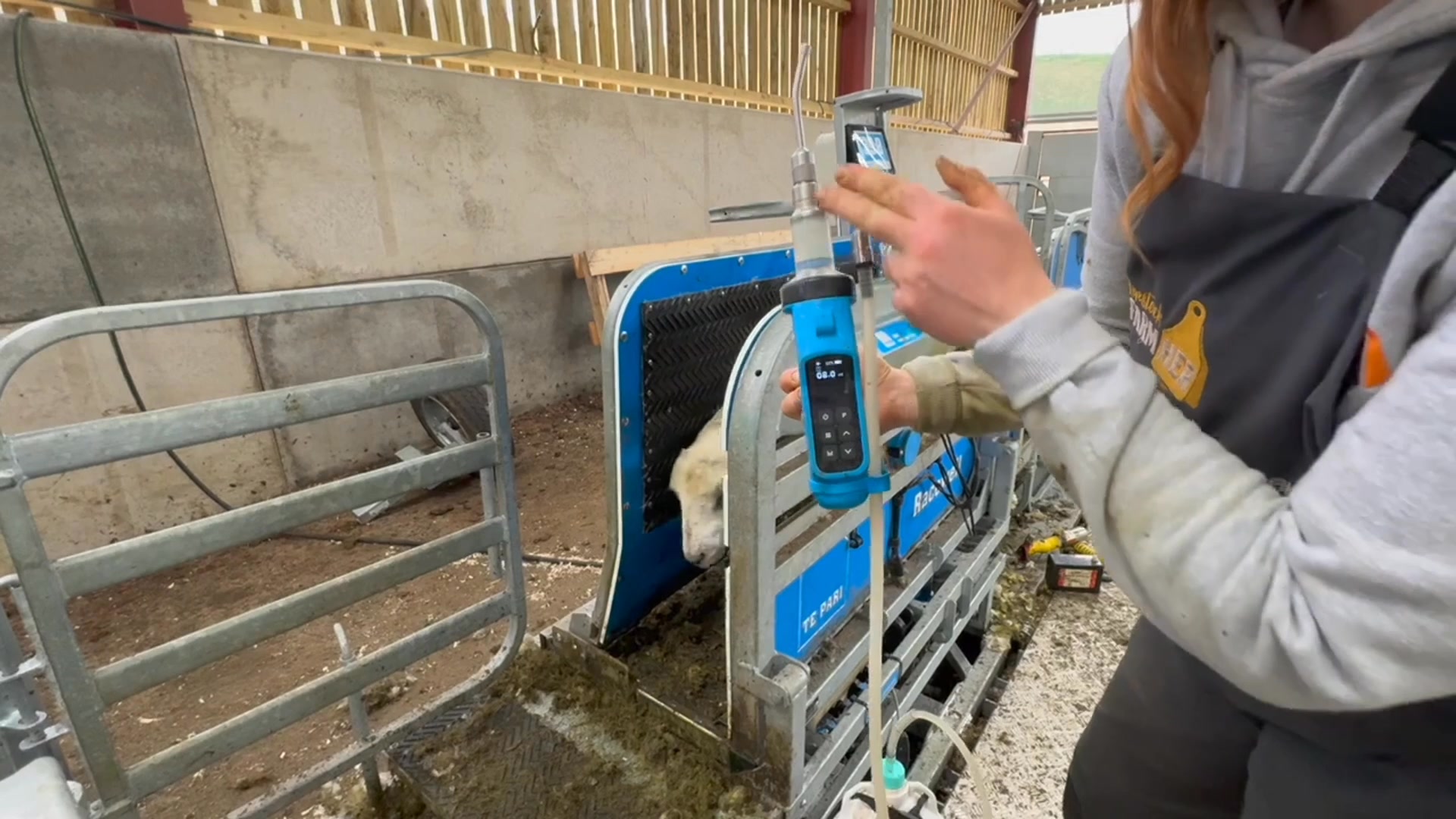 The Revolution Dosing Gun will automatically calibrate to the exact ...