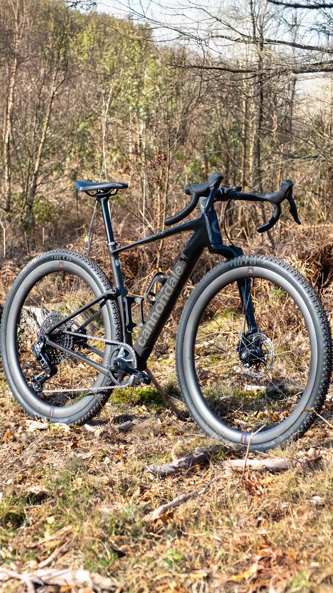 🤩 The new Topstone Carbon from Cannondale is designed for