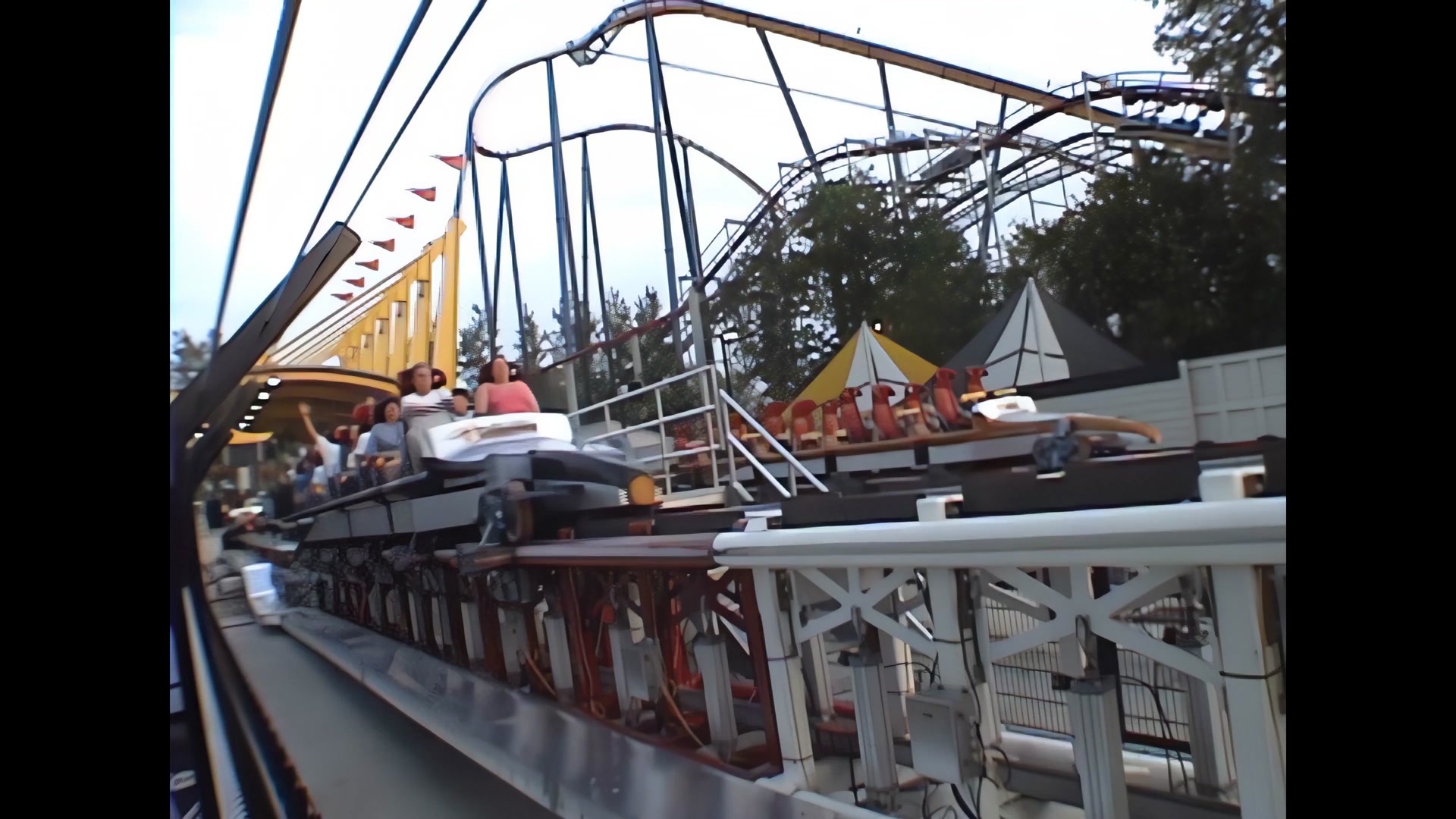 How many of you have ridden the... - Theme Park Review | Facebook