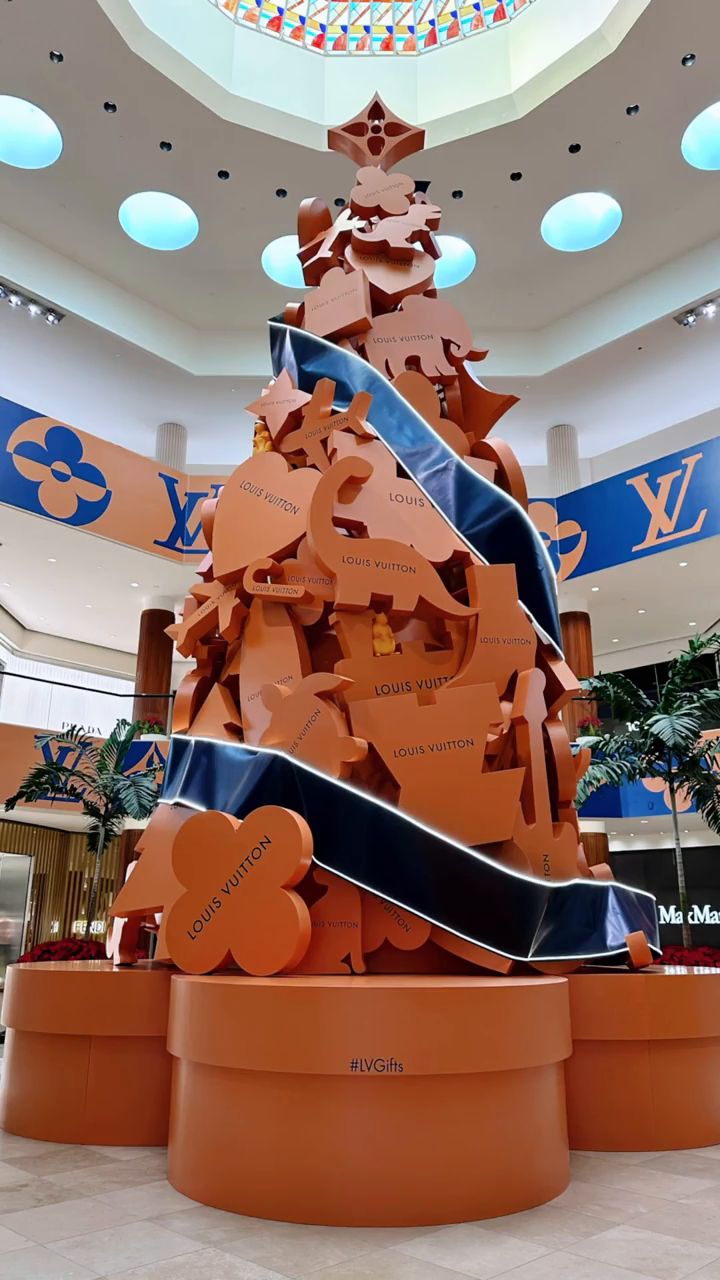 Louis Vuitton - Xmas Trees A celebration of community, family and