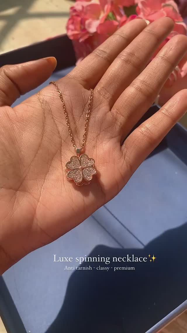 moving-wings-heart-necklace-tarnish-free-necklace-premium-quality