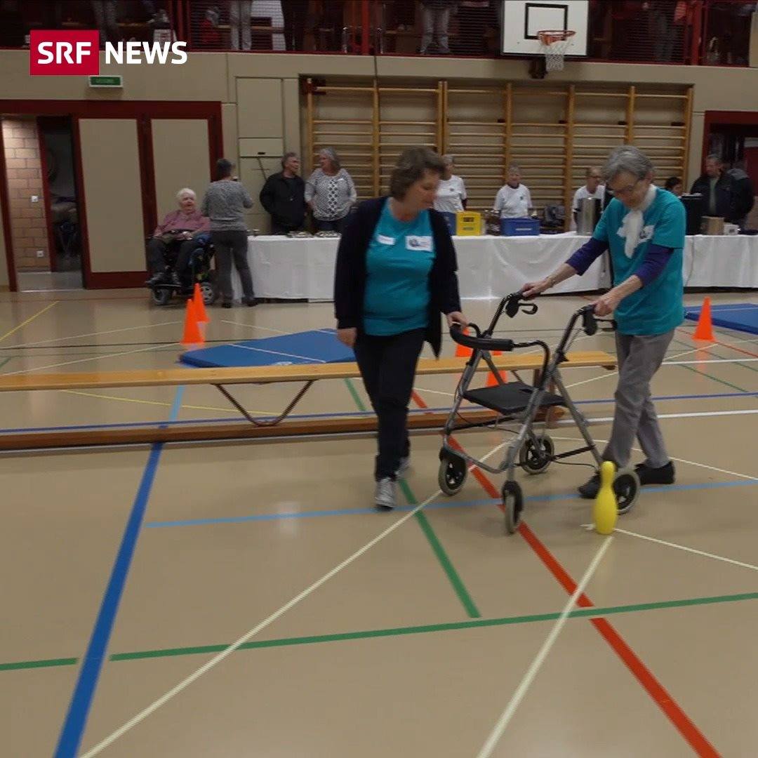 Fitte Senioren: Rollatorrennen im Pflegeheim | In Schmitten im Kanton ...