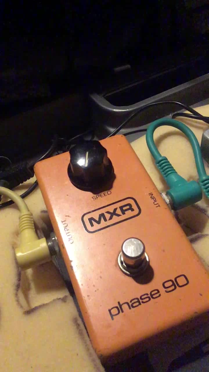 Released in 1972 as MXR's first offering, the Phase 90 has been a