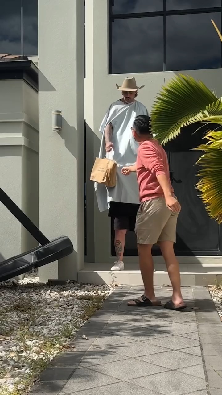 Confusing My Uber Eats Driver 😂😭 | Jackson ODoherty | Facebook