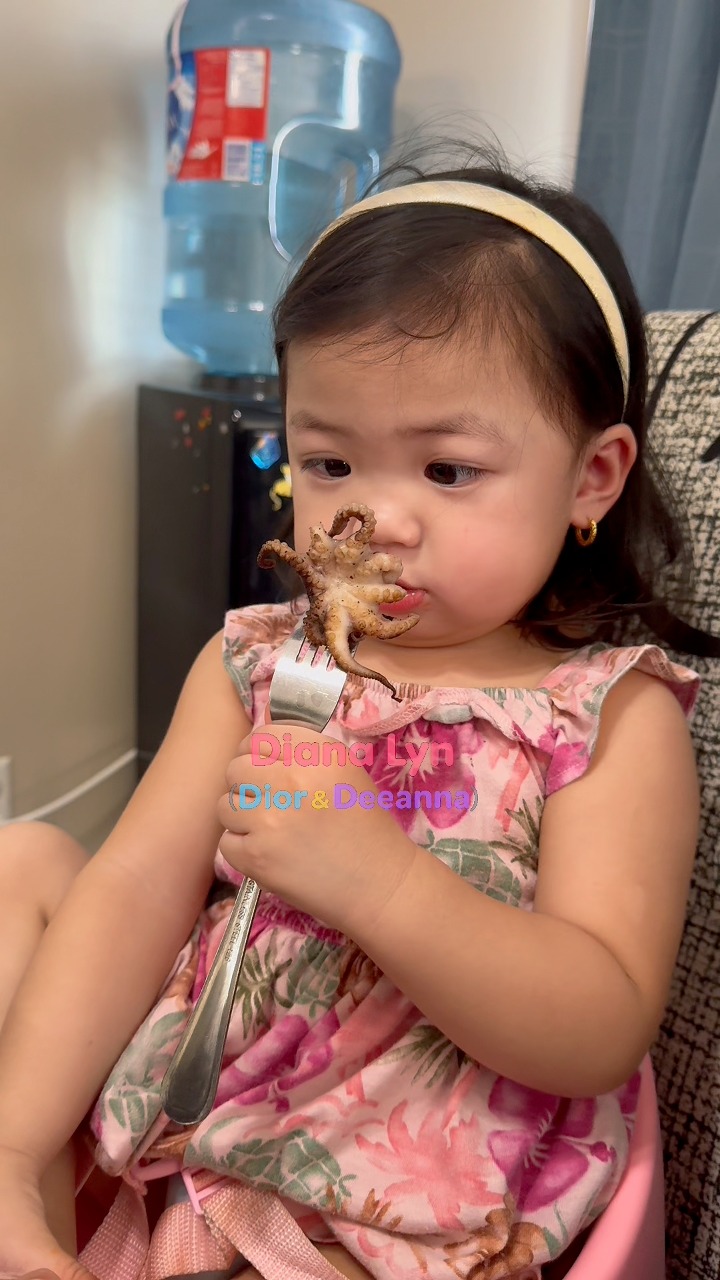 Diana Lyn - Ang tingin ni Deeanna sa baby octopus🤪😆 | Facebook