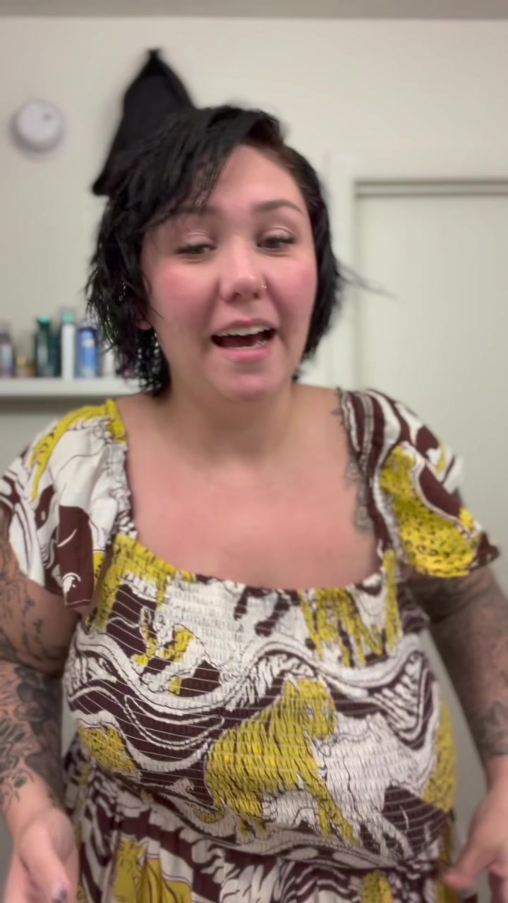 When people say big boobs can't use boob tape... Shelby is a 36G and