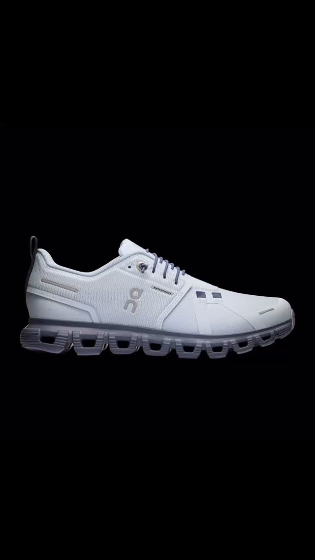 Just Dropped by ON! Cloud 6 WP ☁️💦 Color: Heather | Metal Step
