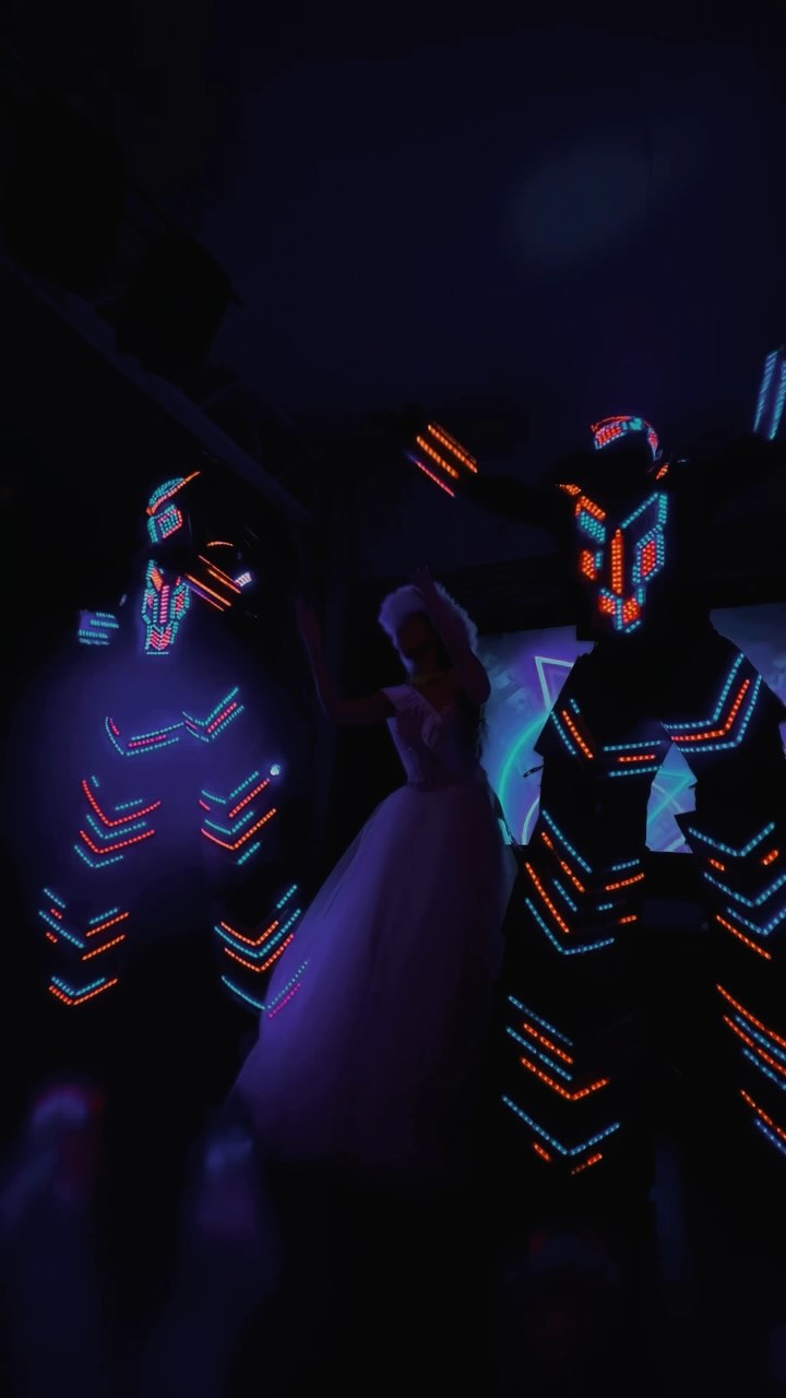 Predator wolf robot led