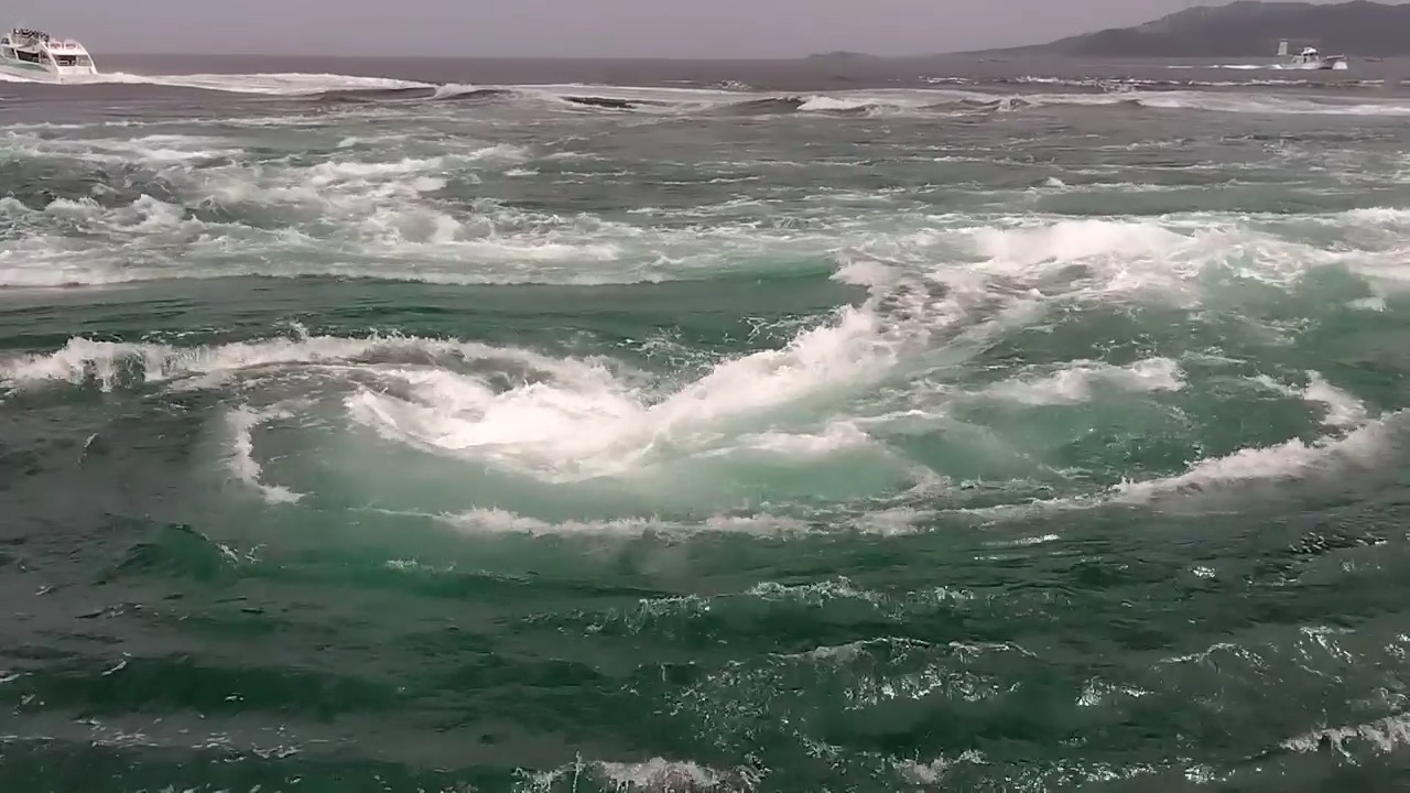 Naruto no Uzushio（鳴門の渦潮）】 Naruto no Uzushio are whirlpools