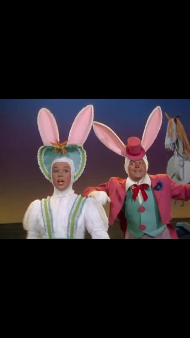 Bugs Bunny with Doris Day and Jack Carson (and Tweety Bird) in a dream ...