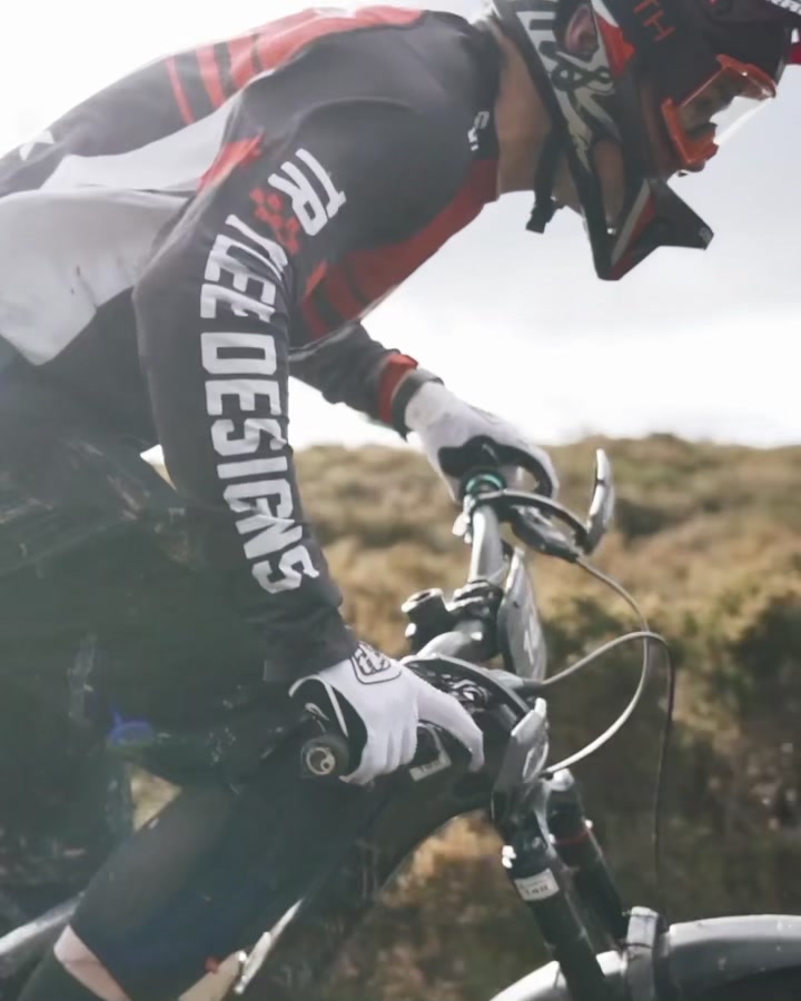 Jamie Edmondson racing