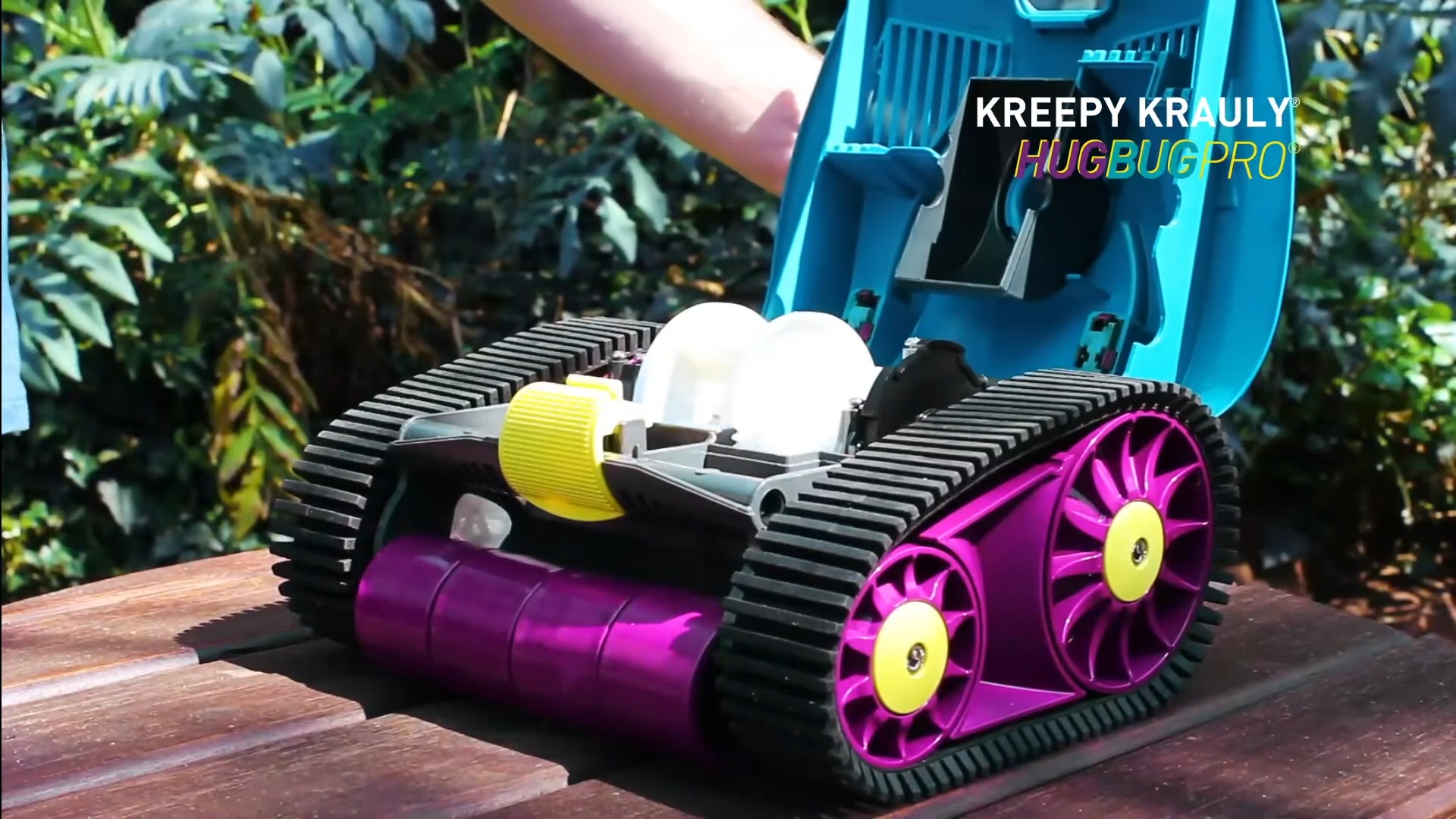 This easy-to-install, mechanical pool cleaner makes quick work of ...
