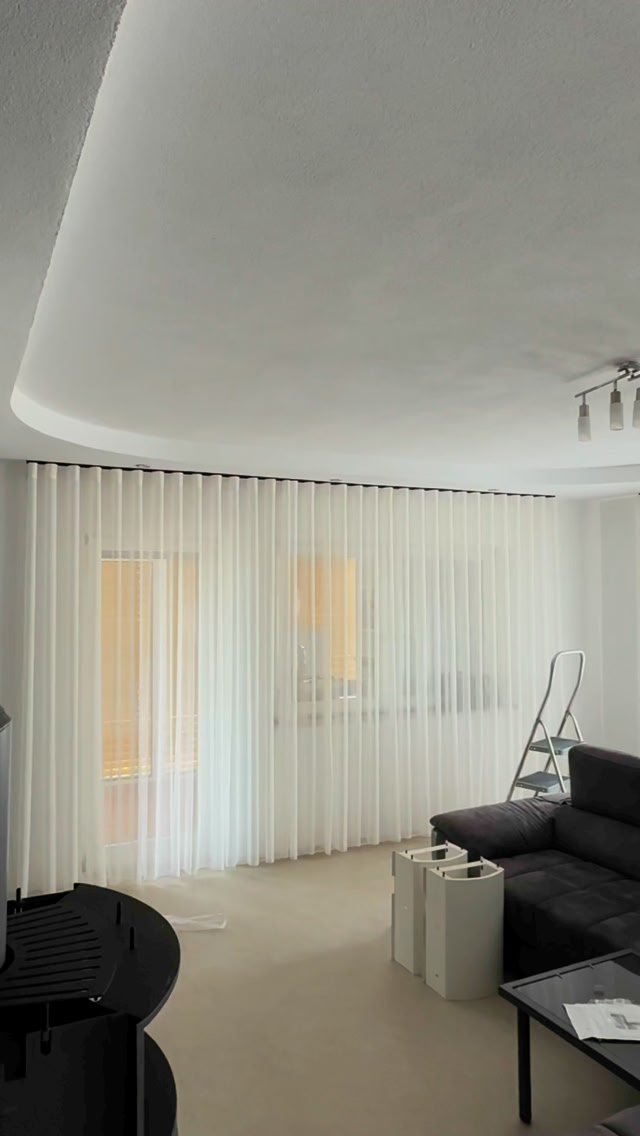 ✨ Neue #Gardinen. Perfekt montiert 👨🏻‍🔧, Mehr Stil, mehr Wohngefühl alles ohne Aufwand., 📍 Jetzt #Beratung & #Montage sichern!, #wohnideen #homesweethome #gardinen #interiordesign #wohnzimmer