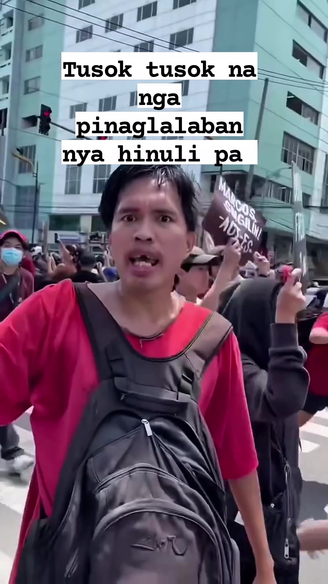 'Fishball Warrior' sa Rally Viral ngayon ang isang lalaki na lumahok sa ...