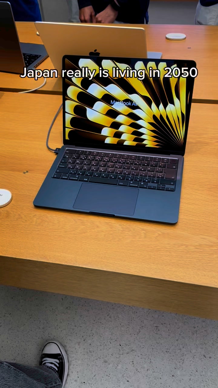 How Macbook is sold in Japan🇯🇵#japan #japanese #onlyinjapan | RYU JAPAN ...