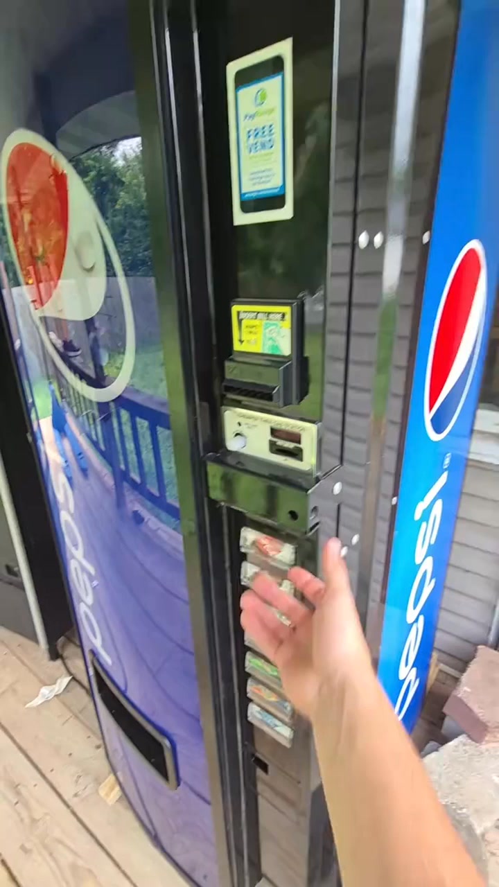 How much made this machine #fyp #vendingmachine #business #usa # ...