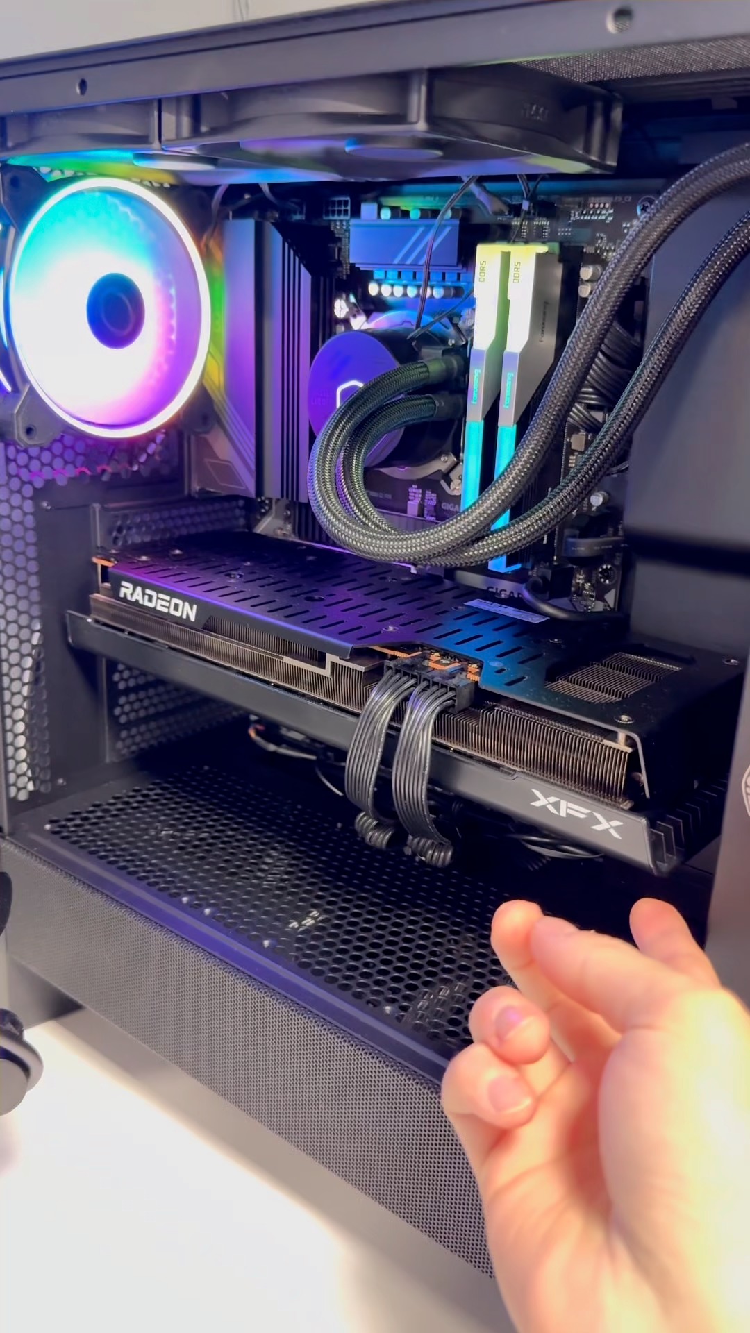 Geeky solution, so simple yet so innovative! 🎥 david krammer Project ...