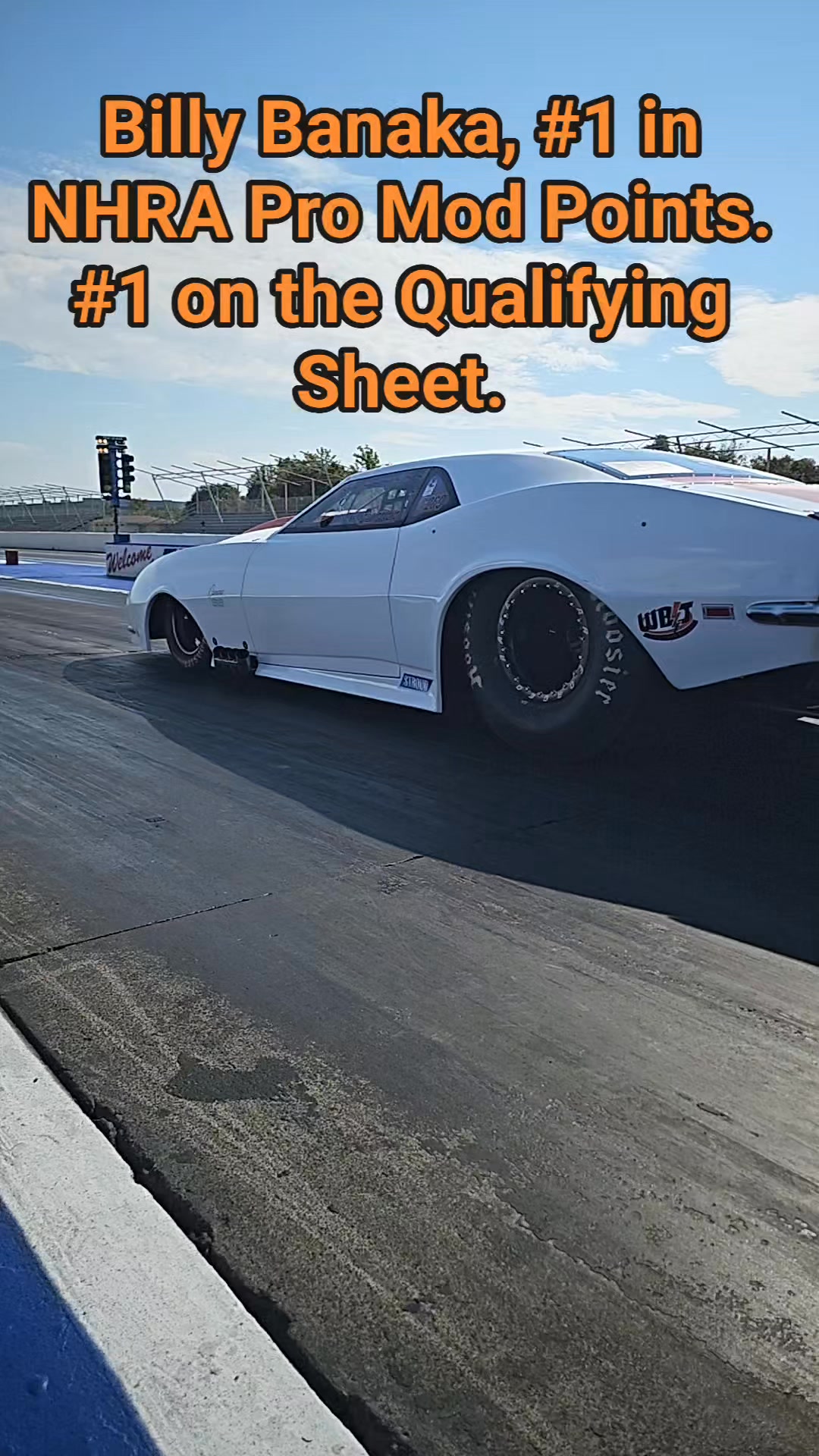 Billy Banaka leads the field to E1 today in #tulsa as the #NHRA #ProMod ...