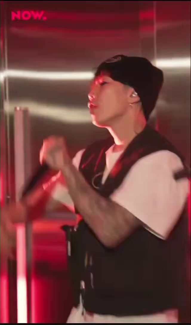 VID] Jay Park #박재범, Kirin & Ugly Duck performing at 8BallTown