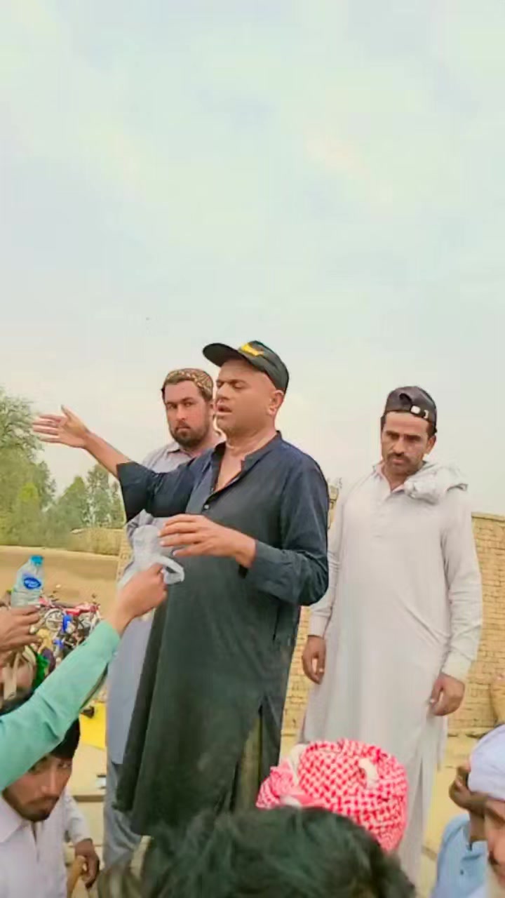 سجادہ نشین دربار سندیلا شریف ڈی جی خان #پرسنل نمبر پیر خواجہ تاج رسول ...