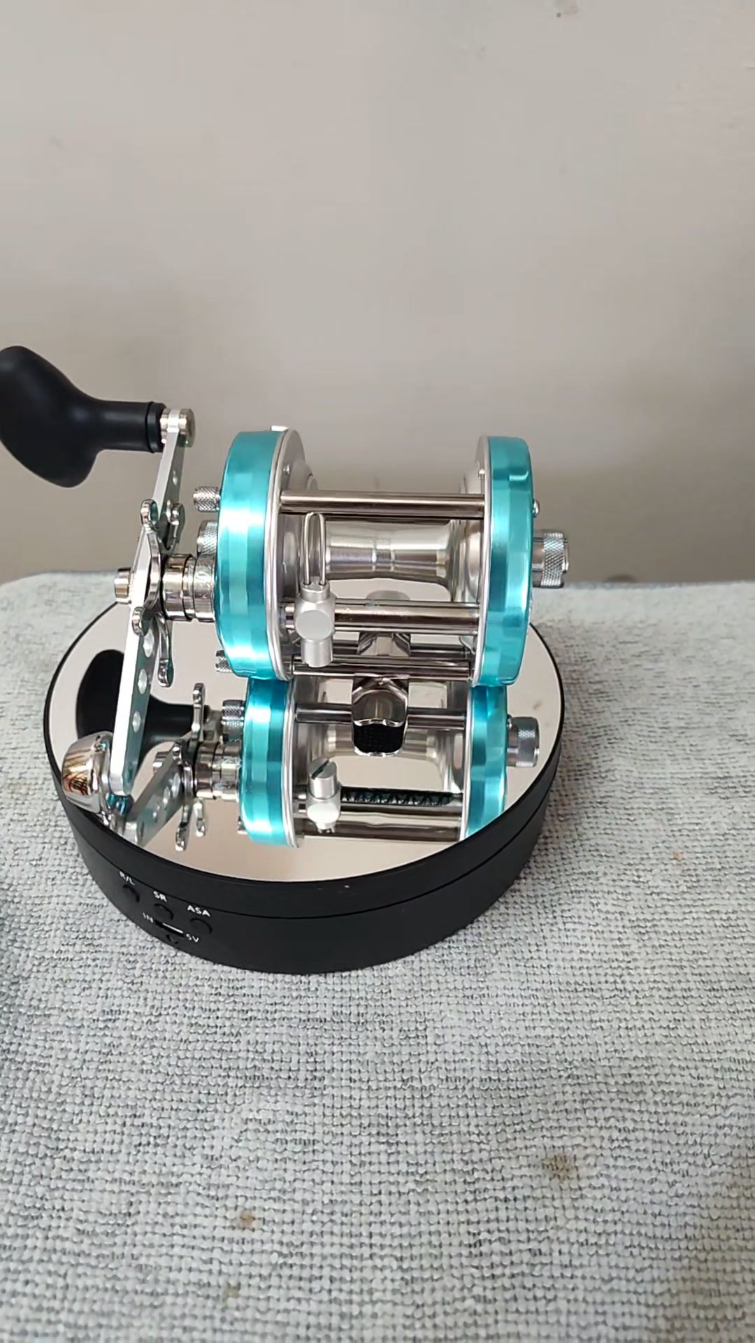 +fishing +reels +for +sale Dr.Fish Long Shot 10000 Saltwater Spinning Reel Surf Fishing, 13+1 BBS, 40LB Max Drag, Ultra High Capacity, Heavy Duty Surf Casting Reel Offshore Catfish Ocean Sea : Sports & Outdoors Size:4000XH 1984 Bertram 35 Convertible The A13 Krazy spinning XPEDITION ADV 5