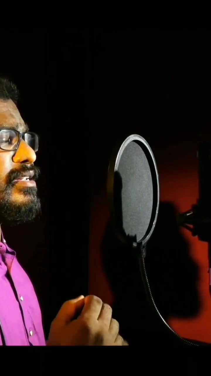 കുറച്ചേ ഉള്ളു എങ്കിലും എത്ര മനോഹരം 👌 Lyrics : Maaya Music : Sreekumar ...