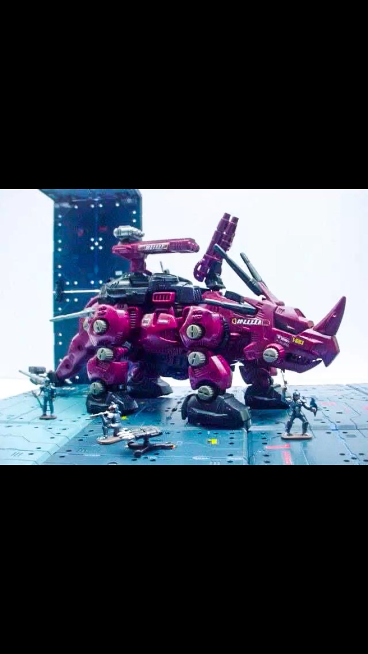 The Ultrasaurus (RBOZ-005 ウルトラザウルス Ultra Saurus) is an