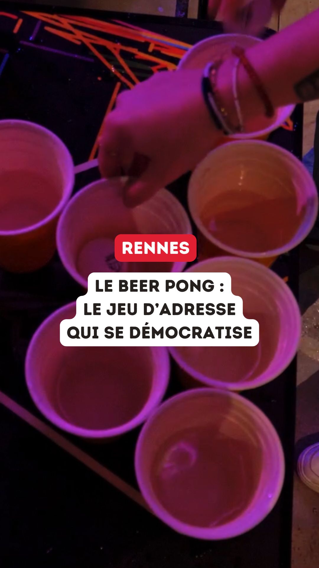 THE TWIDDLERS 2 Entonnoirs Bong à Bière avec Valve Arrêt - Jeux à B