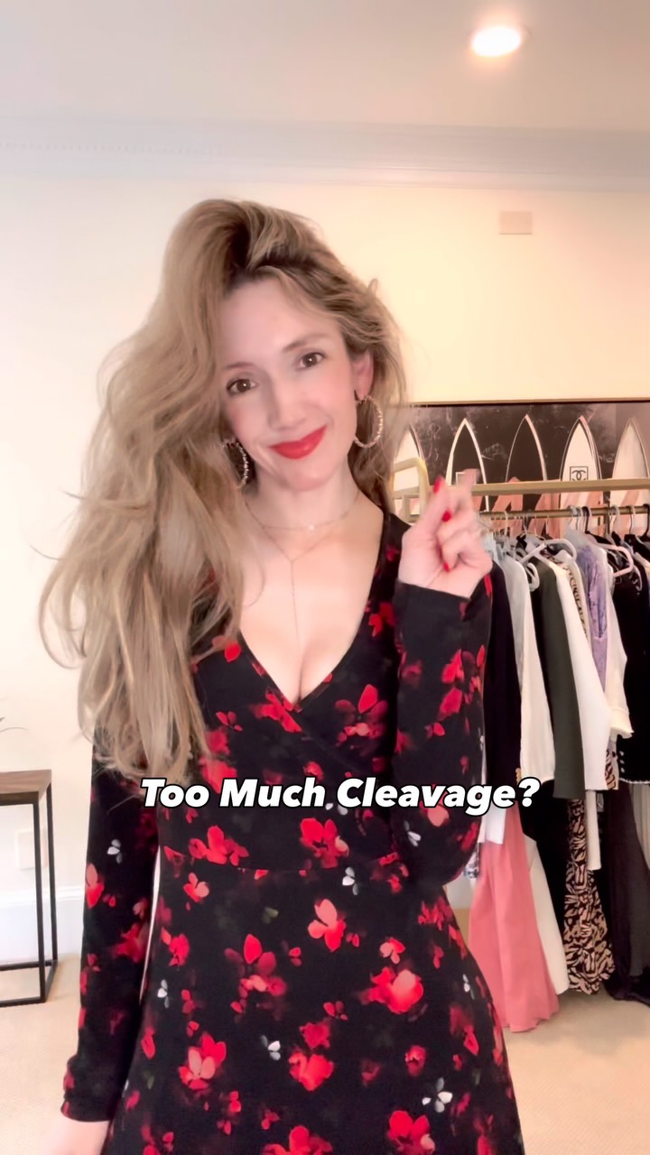 how to pin a low cut dress Bobby Fashion Hack Fix V-Neckline in New York shirt & pyjama set Prom Black Girls Slay Cowl neck Color:819 black3704 red