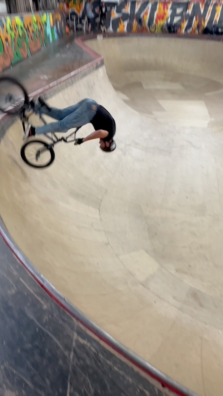FRONTFLIPS IN MILWAUKEE! #bmx #bmxlife | Matty Cranmer | Facebook