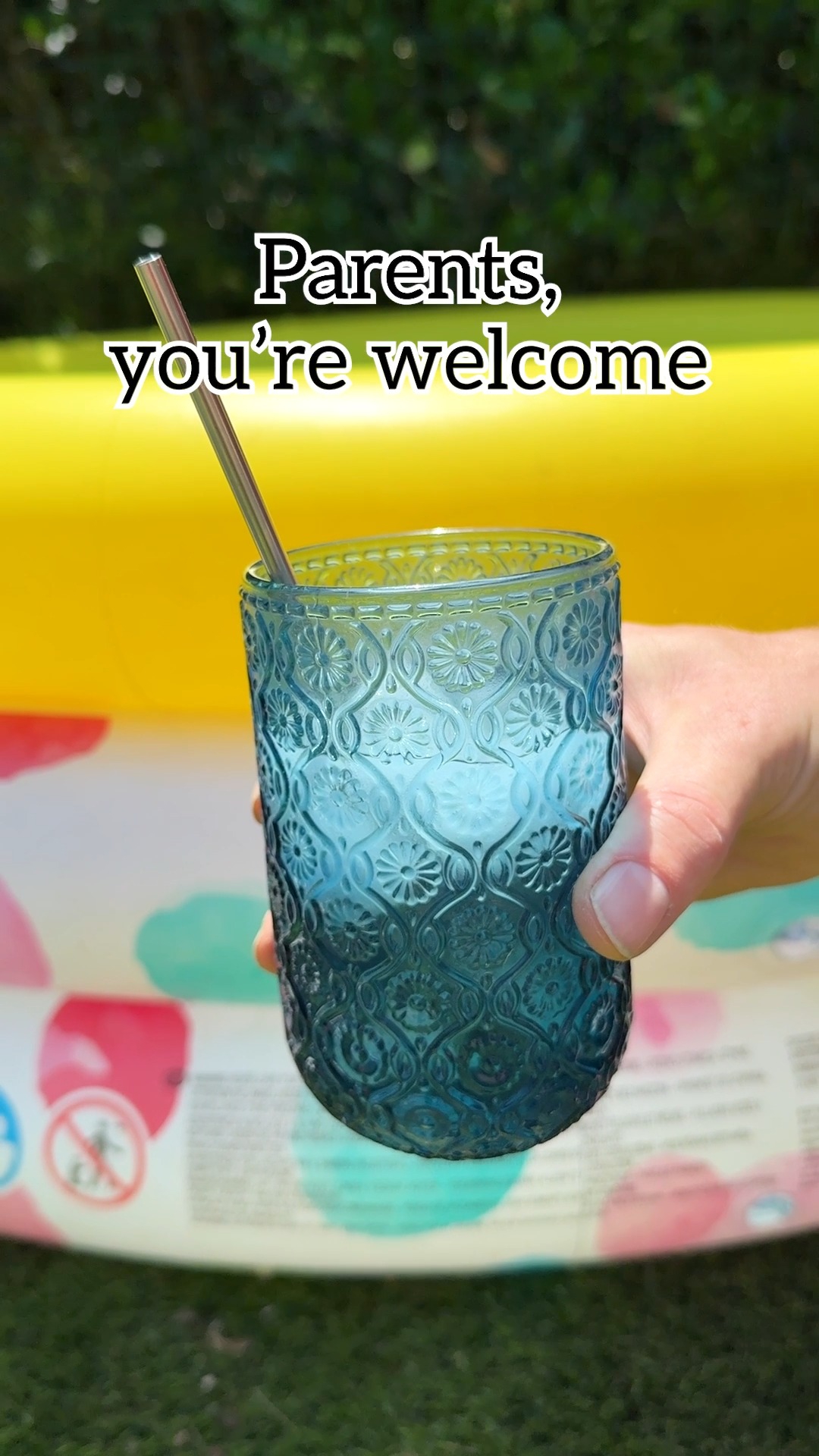 ⛱️ Use a vacuum cleaner and straw to quickly deflate pools and floaties ...