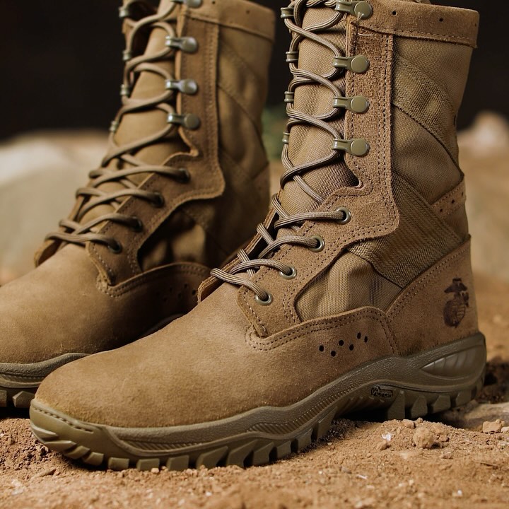 Belleville's U.S. Navy approved 495ST 'I-5' flight deck boots