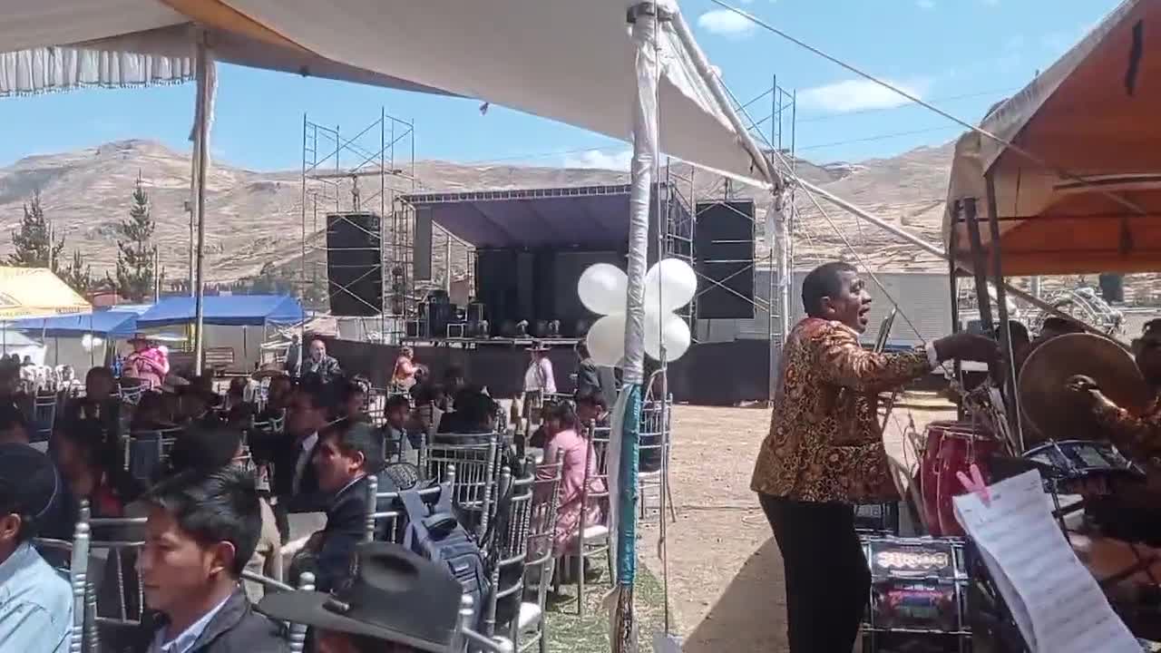 Así goza TU BANDA... - Internacional Banda BOSAC Cusco
