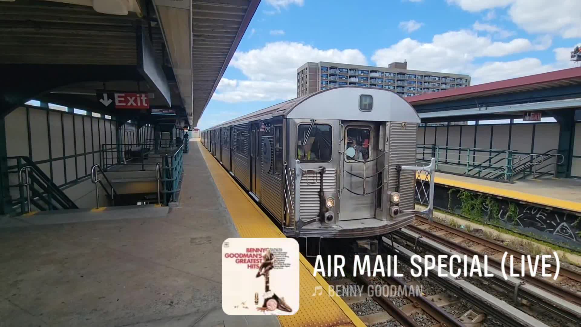 Vintage R32 subway cars make a nostalgic appearance in New York