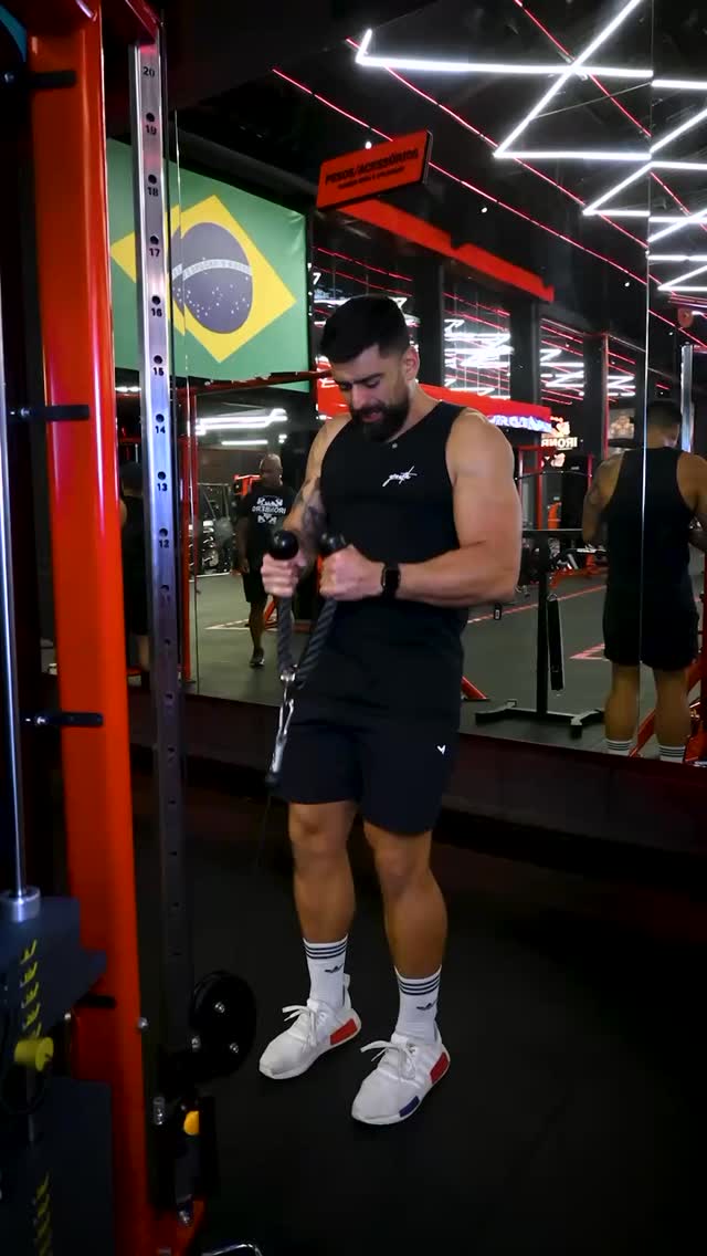 É por isso que seu bíceps não cresce Aprenda o Método mais testado e ...