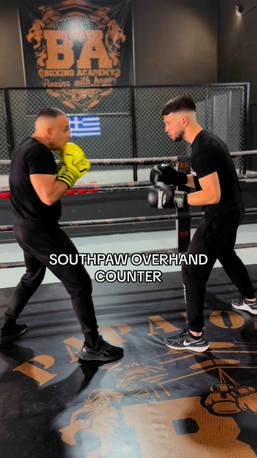 Overhand counter from southpaw stance 🥊 #papaiosif #boxing #family # ...