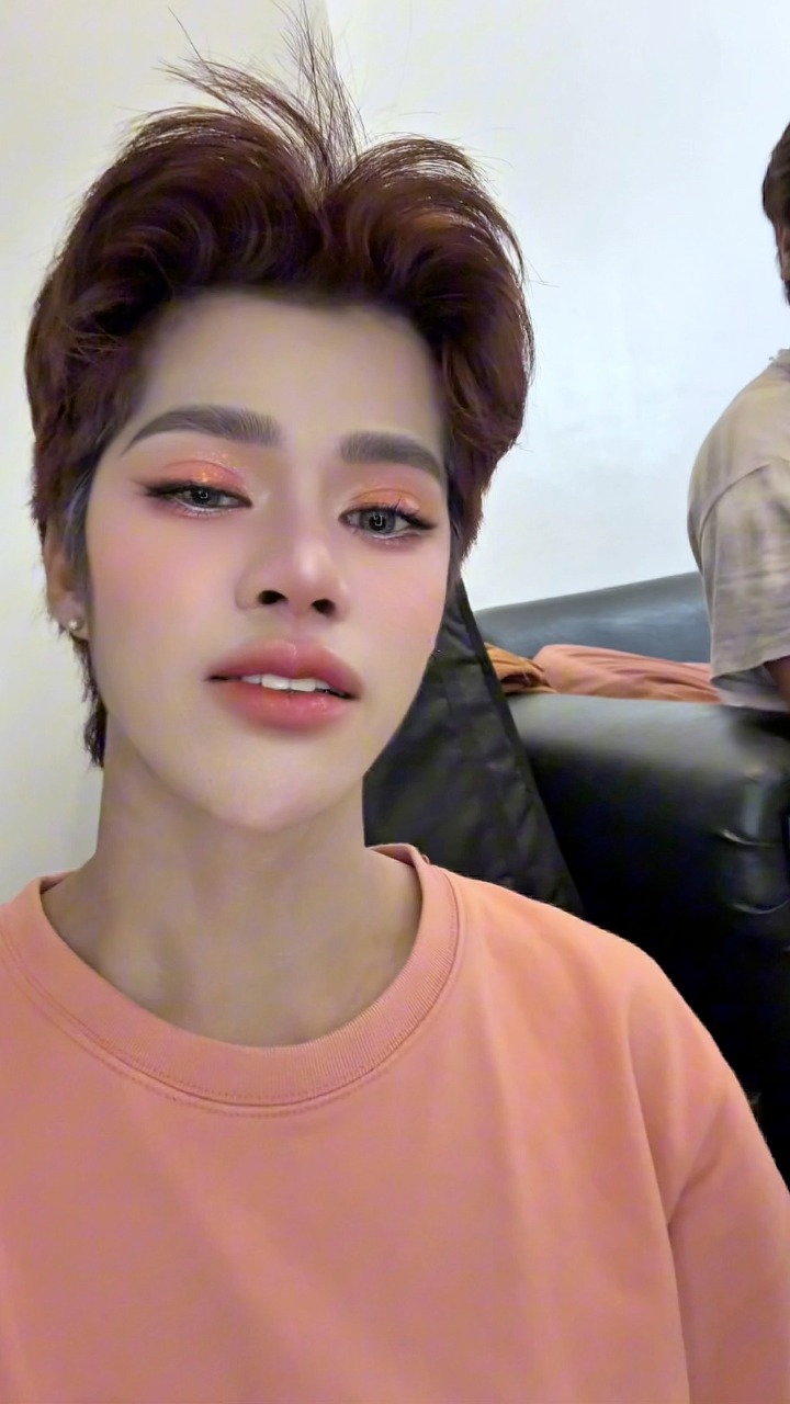 POV: ME KAPAG NAG EMOTE NA MAKEUPBY Mahal: Von Soriano Makeup By Jhuff ...
