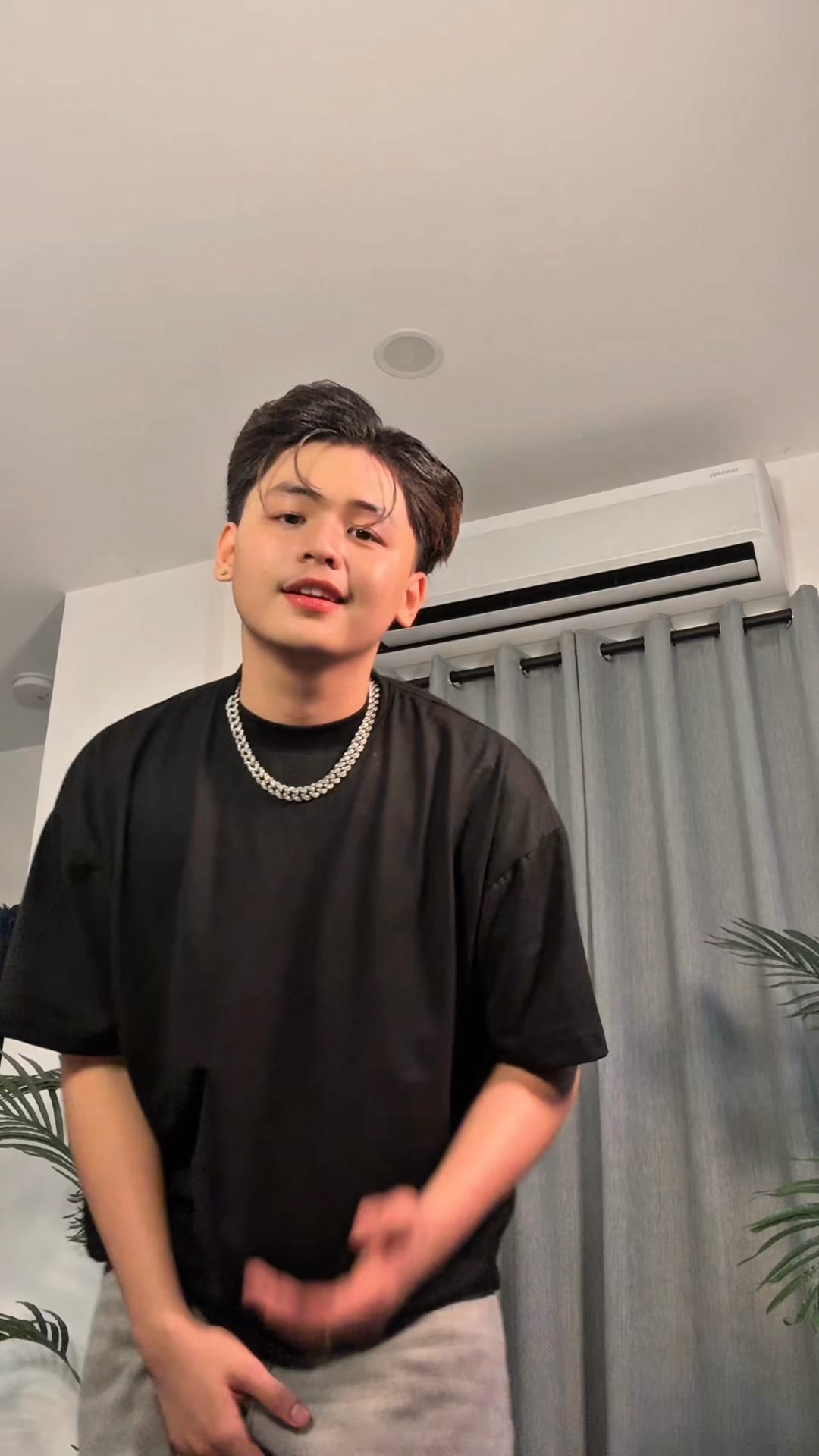 Kami muna Steven Caguioa Lylan Robles Heindrixts Costuna Sean Kelly ...