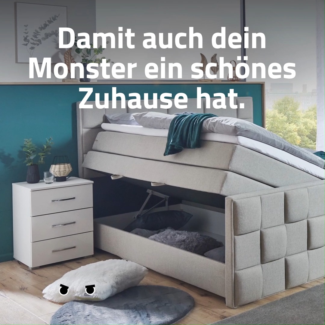 Wer sagt, dass Monster immer unter dem Bett leben müssen? 🛏️ Unser gemütliches Boxspringbett mit gleich zwei Bettkästen bietet reichlich Stauraum