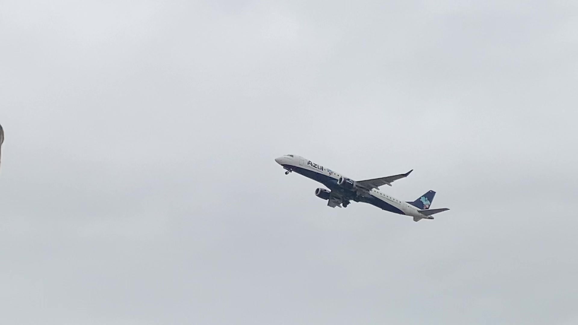 São Paulo ️ Rio de Janeiro Cia aérea / Airline: @azulinhasaereas Voo ...