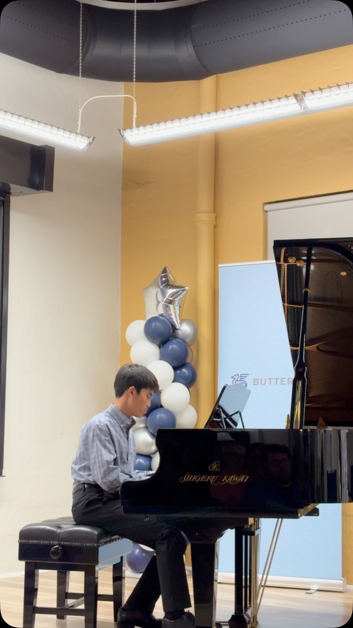 Justin Sy dazzled the audience with his beautiful piano melodies at the ...