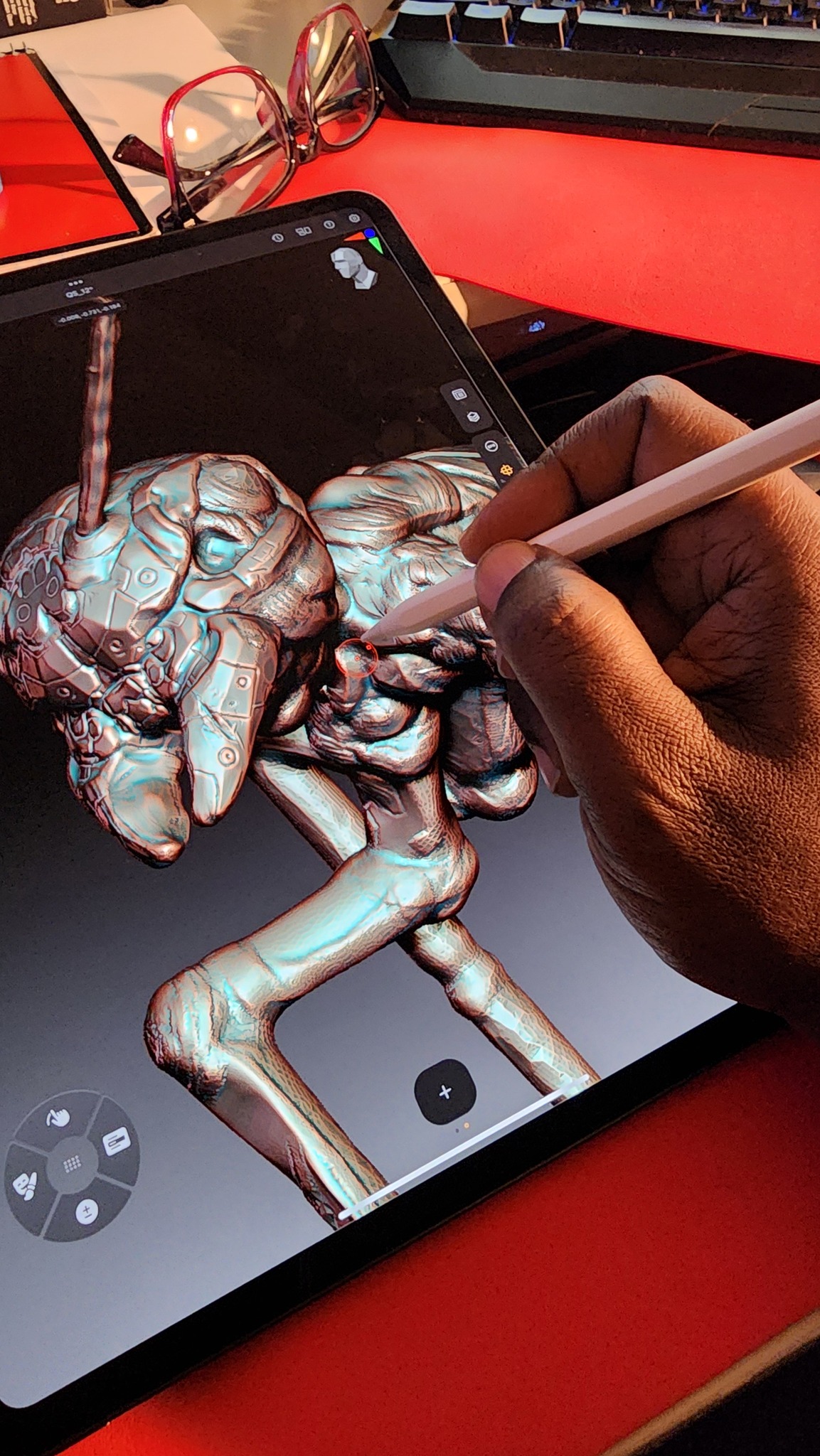 Friday evening Creature Sculpting Session ~ Zbrush on iPad Pro + Apple ...