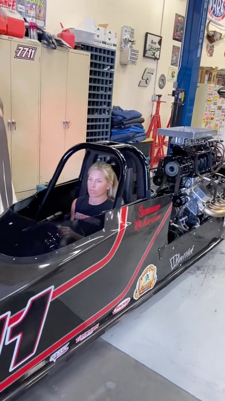 Dial 911 Top Dragster ready for test and tuning! Load 🆙 💪🏻🏁 (Had to get ...