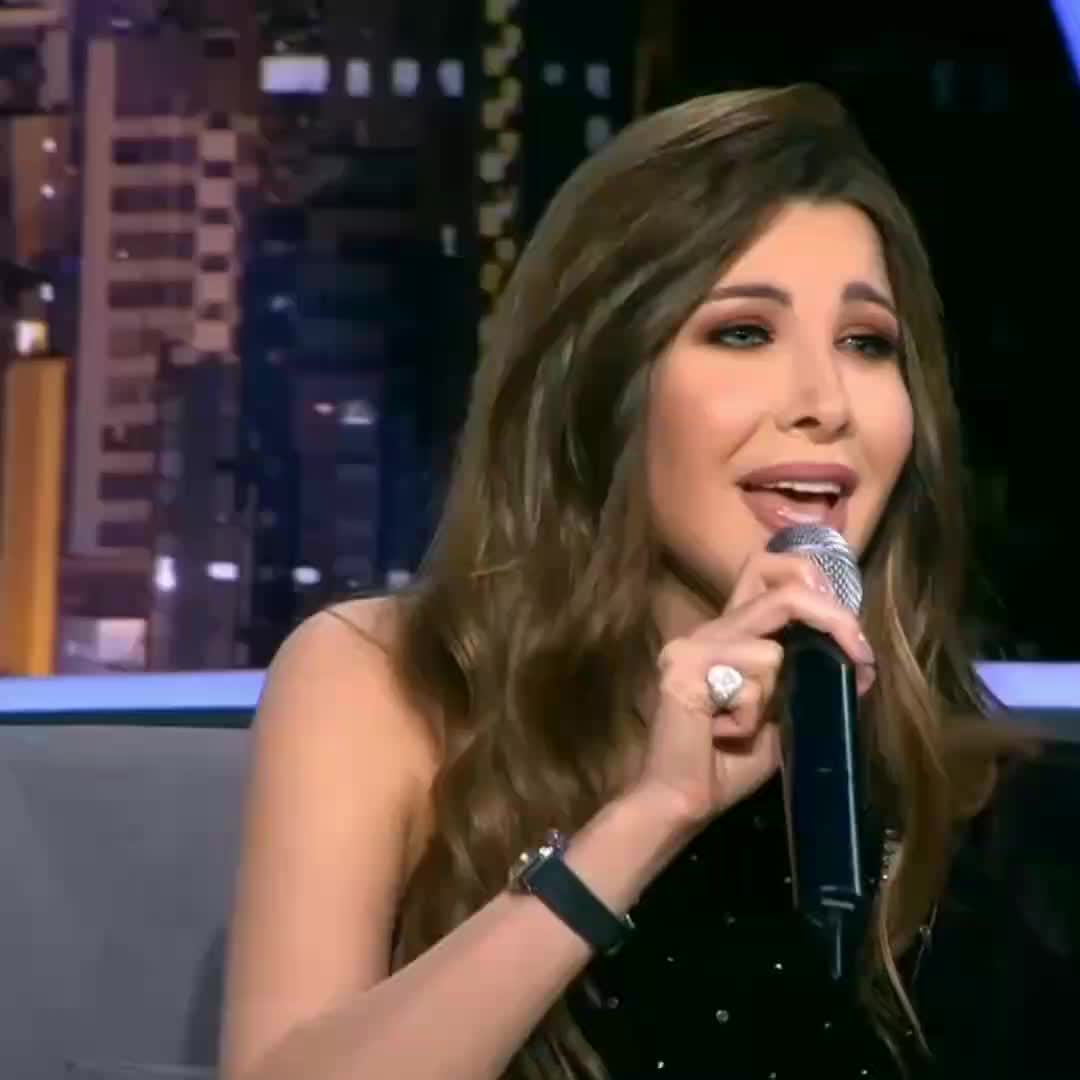 نانسي عجرم تغني لزوجها ياي سحر عيونو 😉💓😉 #نانسي_عجرم | نانسي عجرم تغني ...