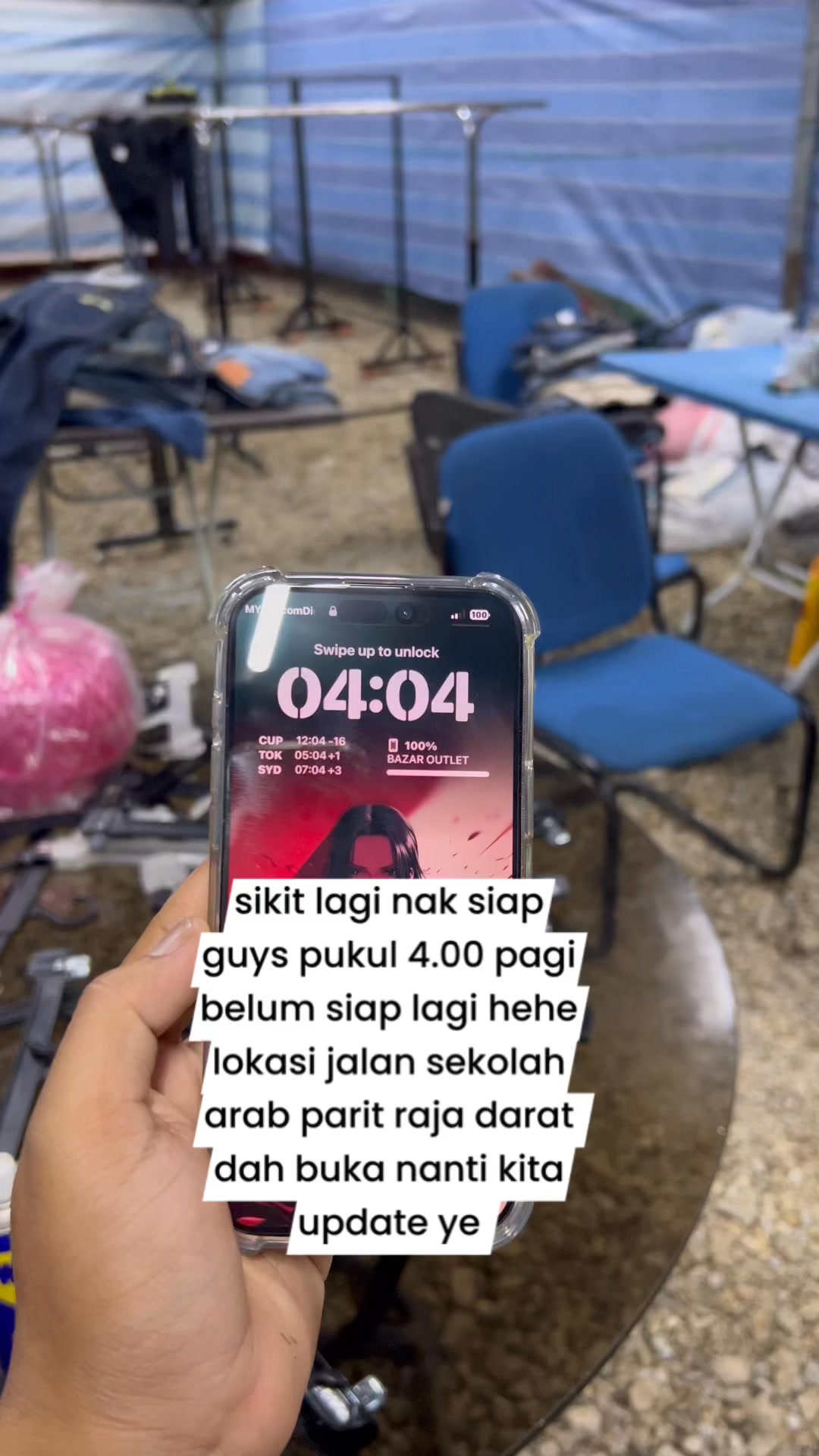 belum siap lagi guys pukul 4.00 pagi tadi masih nyating sampai laa ...