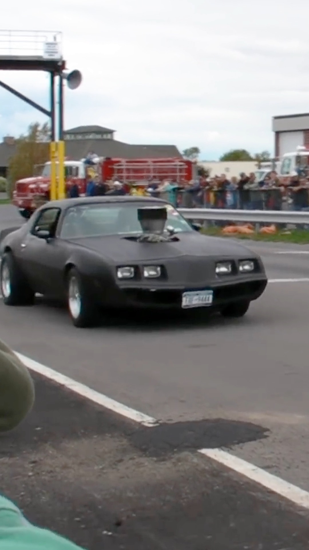 Whole town came to see this Beast Pontiac Firebird with a Butler 505 ...
