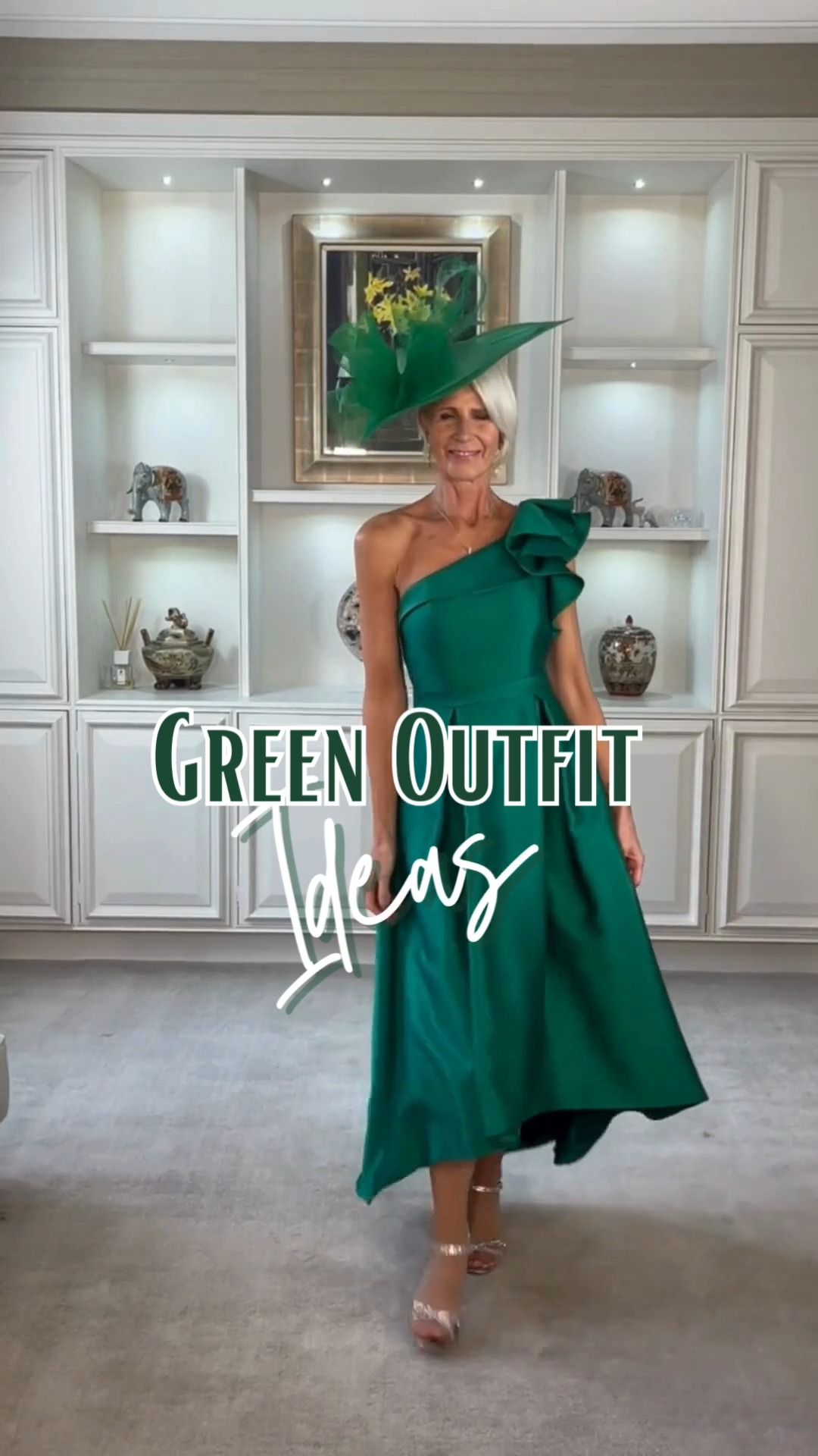 🌾💚EMERALD GREEN💚🌾 Evening Everyone, Just tried a little video describing our fabulous Couture Club dress in Emerald Green, Champagne, and Metallic Gold Taffeta. Didn't